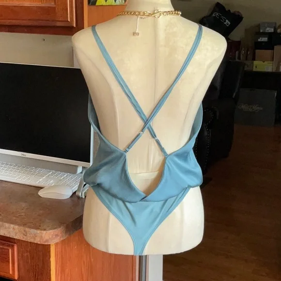 Sincerely Jules Blue Crossover Bodysuit in Sizes S, M, & L, NWT - Picture 4 of 16